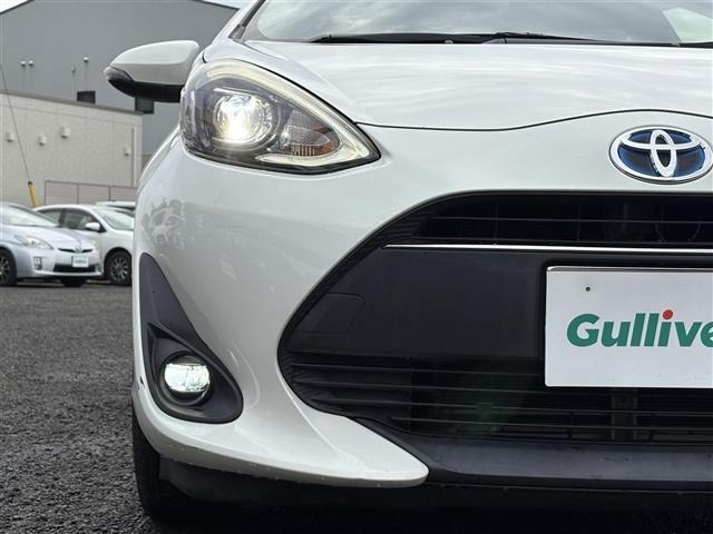 Toyota AQUA 2018 8005110-1