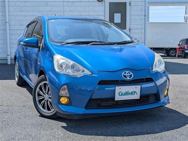 Toyota AQUA 2012 8005132-0