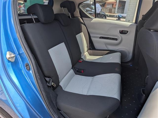 Toyota AQUA 2012 8005132-10