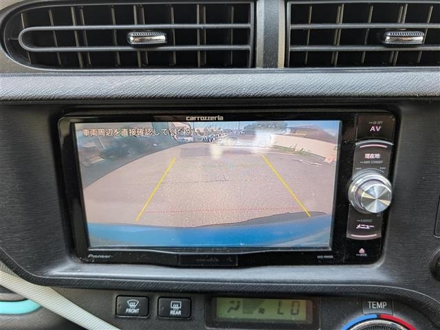 Toyota AQUA 2012 8005132-17