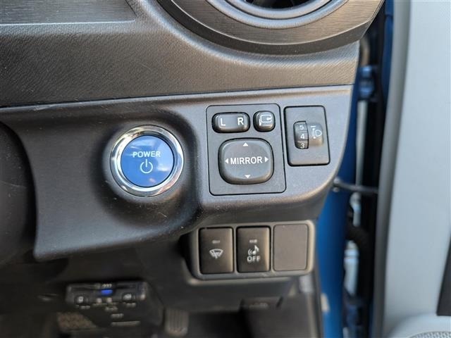 Toyota AQUA 2012 8005132-18