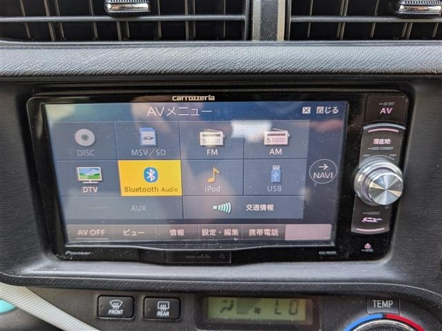 Toyota AQUA 2012 8005132-6
