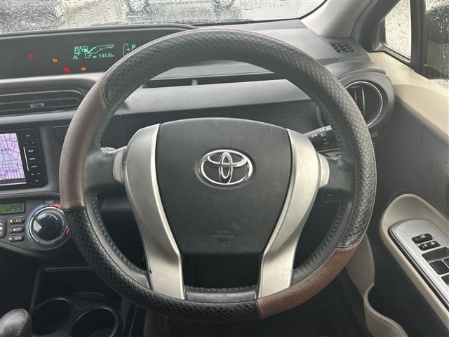 Toyota AQUA 2013 8005160-12
