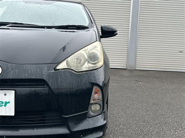 Toyota AQUA 2013 8005160-13
