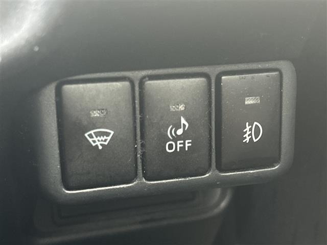 Toyota AQUA 2013 8005160-26