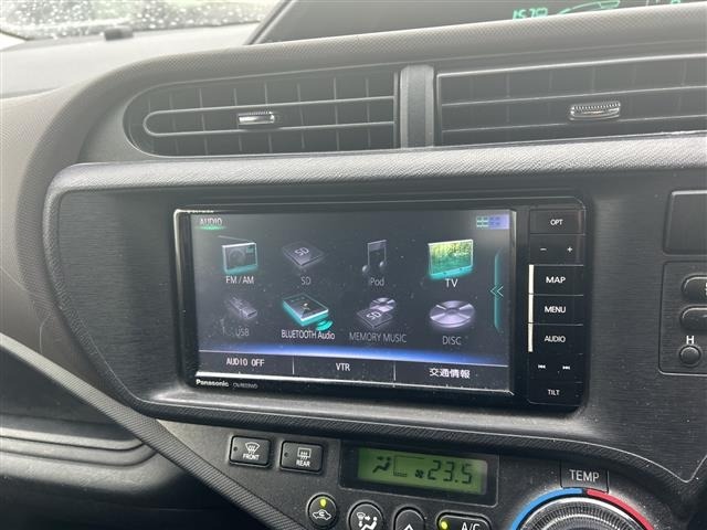 Toyota AQUA 2013 8005160-33
