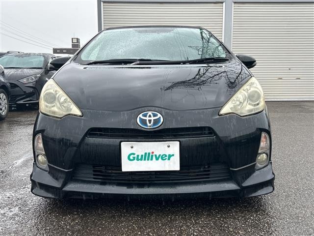 Toyota AQUA 2013 8005160-5