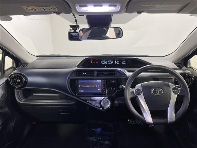 Toyota AQUA 2016 8005161-16