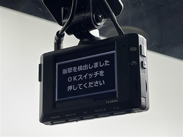 Toyota AQUA 2016 8005161-8
