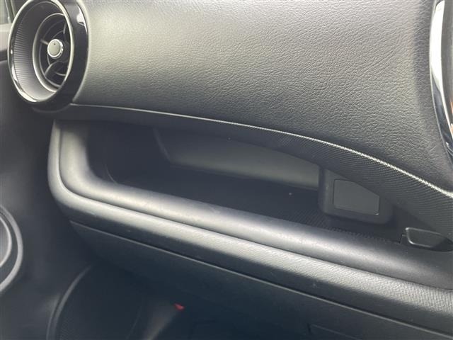 Toyota AQUA 2018 8005179-12