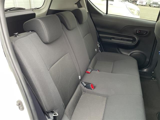 Toyota AQUA 2018 8005179-6