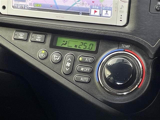 Toyota AQUA 2014 8005180-1