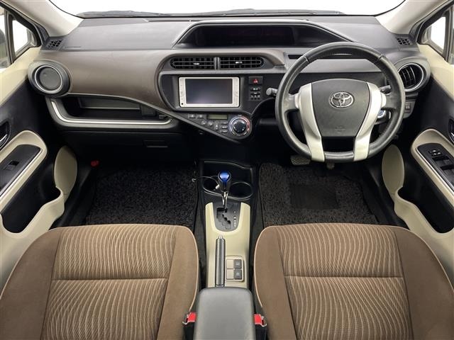 Toyota AQUA 2014 8005180-15