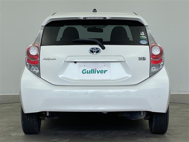 Toyota AQUA 2014 8005180-22