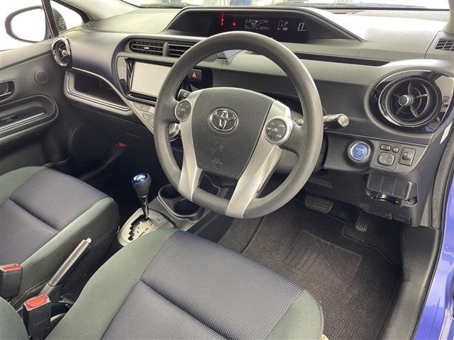 Toyota AQUA 2016 8005203-21