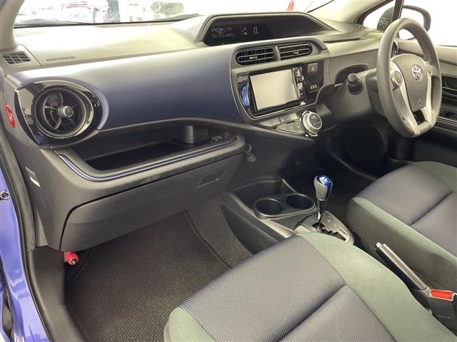 Toyota AQUA 2016 8005203-23