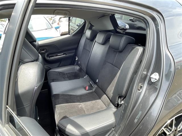 Toyota AQUA 2016 8005236-10