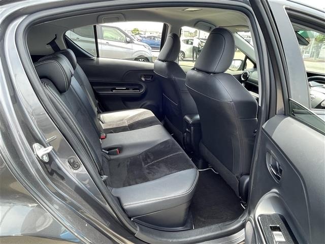 Toyota AQUA 2016 8005236-11