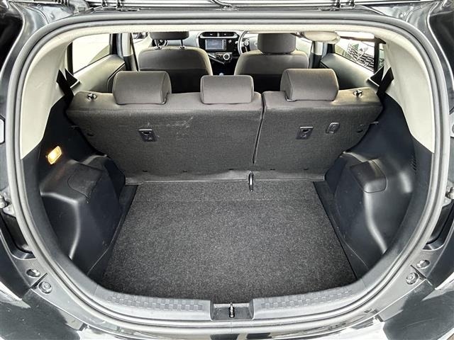 Toyota AQUA 2017 8005237-12