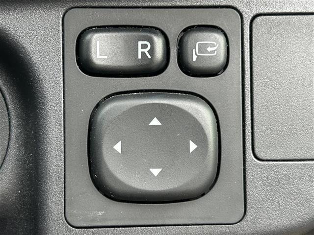 Toyota AQUA 2017 8005237-3