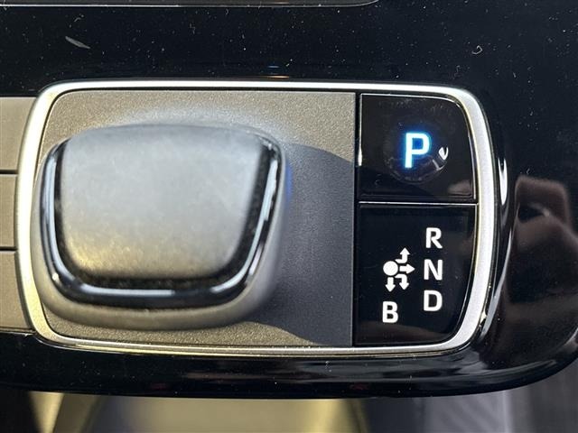 Toyota AQUA 2022 8005444-3