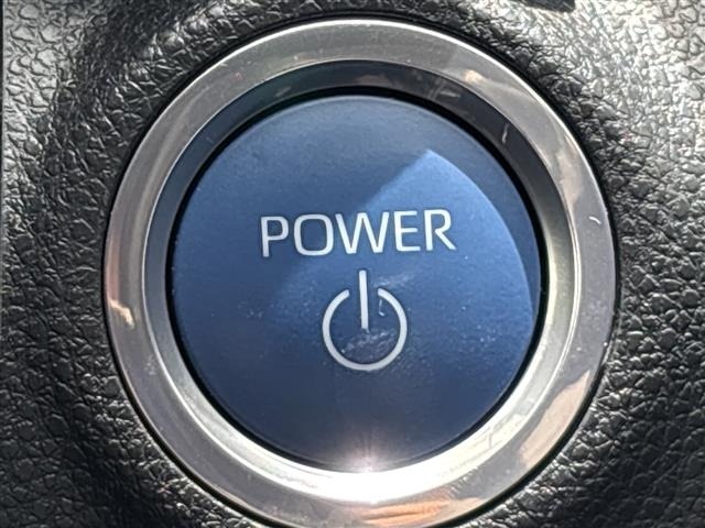 Toyota AQUA 2022 8005461-18