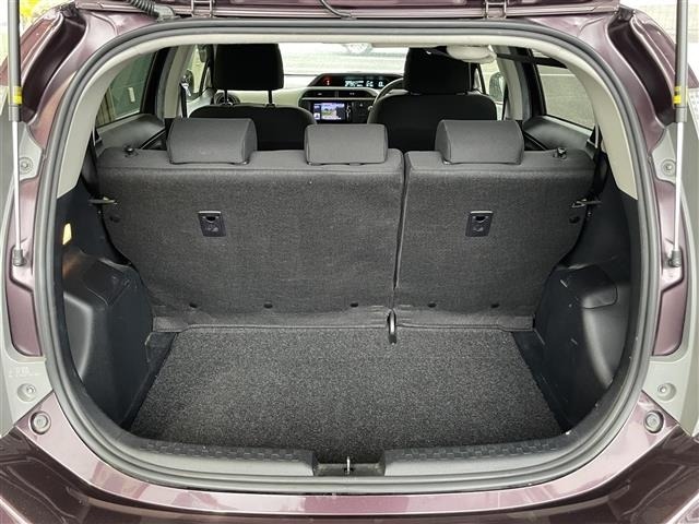 Toyota AQUA 2014 8005471-2