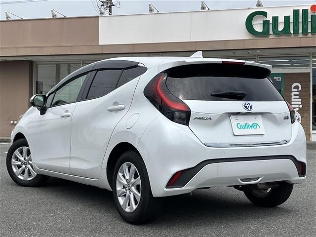 Toyota AQUA 2021 8005472-13