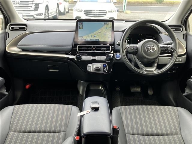 Toyota AQUA 2021 8005472-14