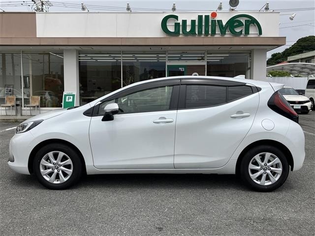 Toyota AQUA 2021 8005472-21