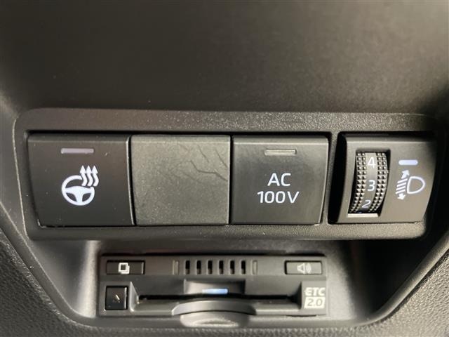 Toyota AQUA 2022 8005522-12