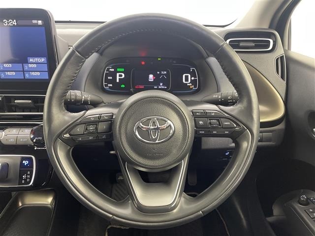 Toyota AQUA 2022 8005522-3