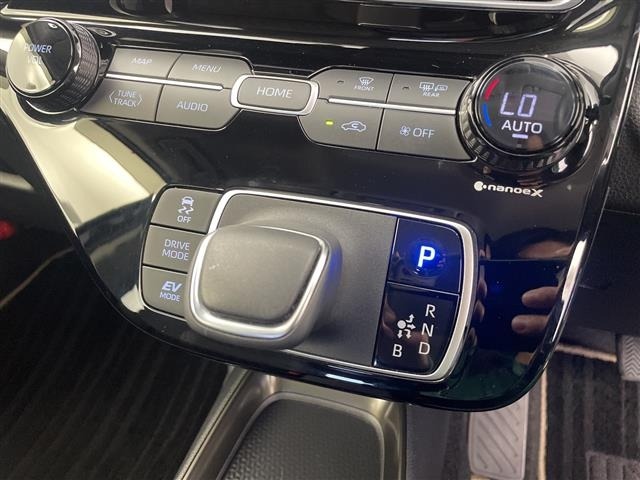 Toyota AQUA 2022 8005522-4