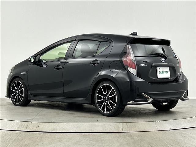 Toyota AQUA 2016 8005569-13