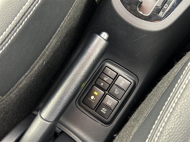 Toyota AQUA 2016 8005569-20