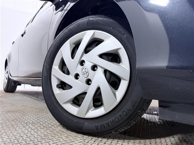 Toyota AQUA 2015 8005571-12