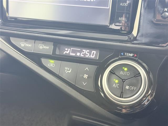 Toyota AQUA 2015 8005571-21