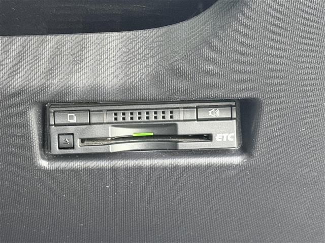 Toyota AQUA 2015 8005571-3