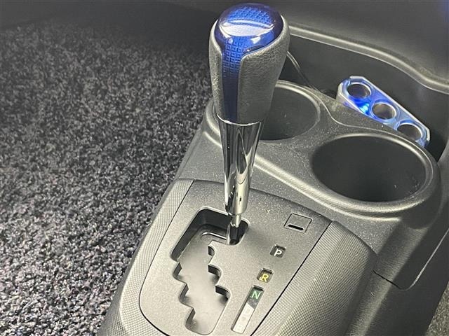 Toyota AQUA 2015 8005740-10