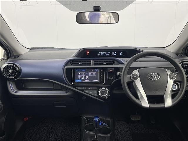 Toyota AQUA 2015 8005740-16