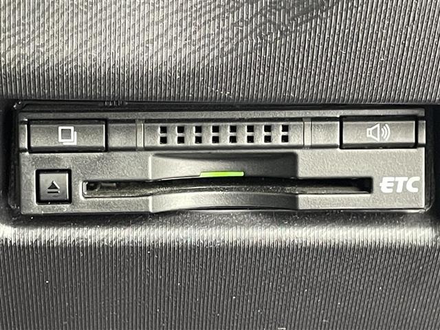 Toyota AQUA 2015 8005740-22
