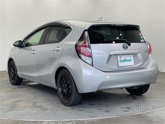 Toyota AQUA 2015 8005754-13