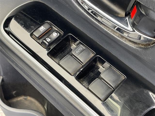 Toyota AQUA 2015 8005754-22