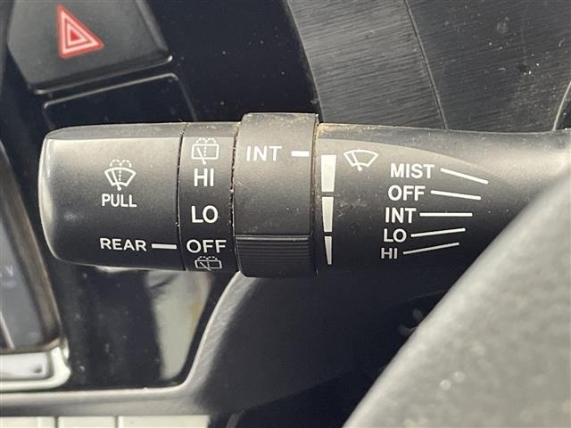 Toyota AQUA 2015 8005754-5