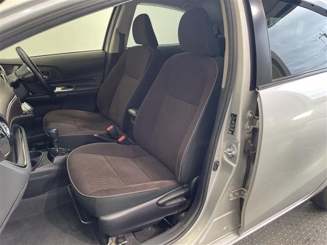 Toyota AQUA 2015 8005754-6