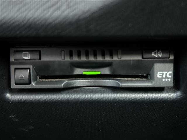 Toyota AQUA 2018 8005758-11