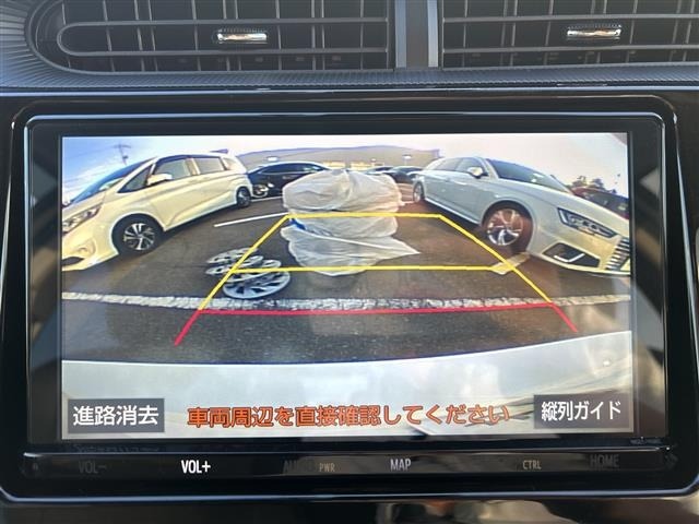 Toyota AQUA 2018 8005758-17
