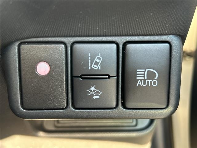 Toyota AQUA 2018 8005758-8
