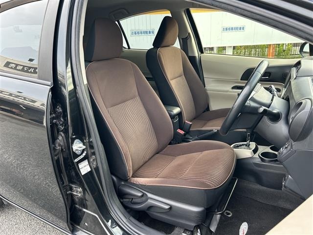 Toyota AQUA 2013 8005801-12