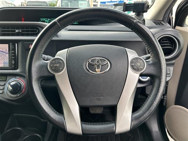 Toyota AQUA 2013 8005801-21